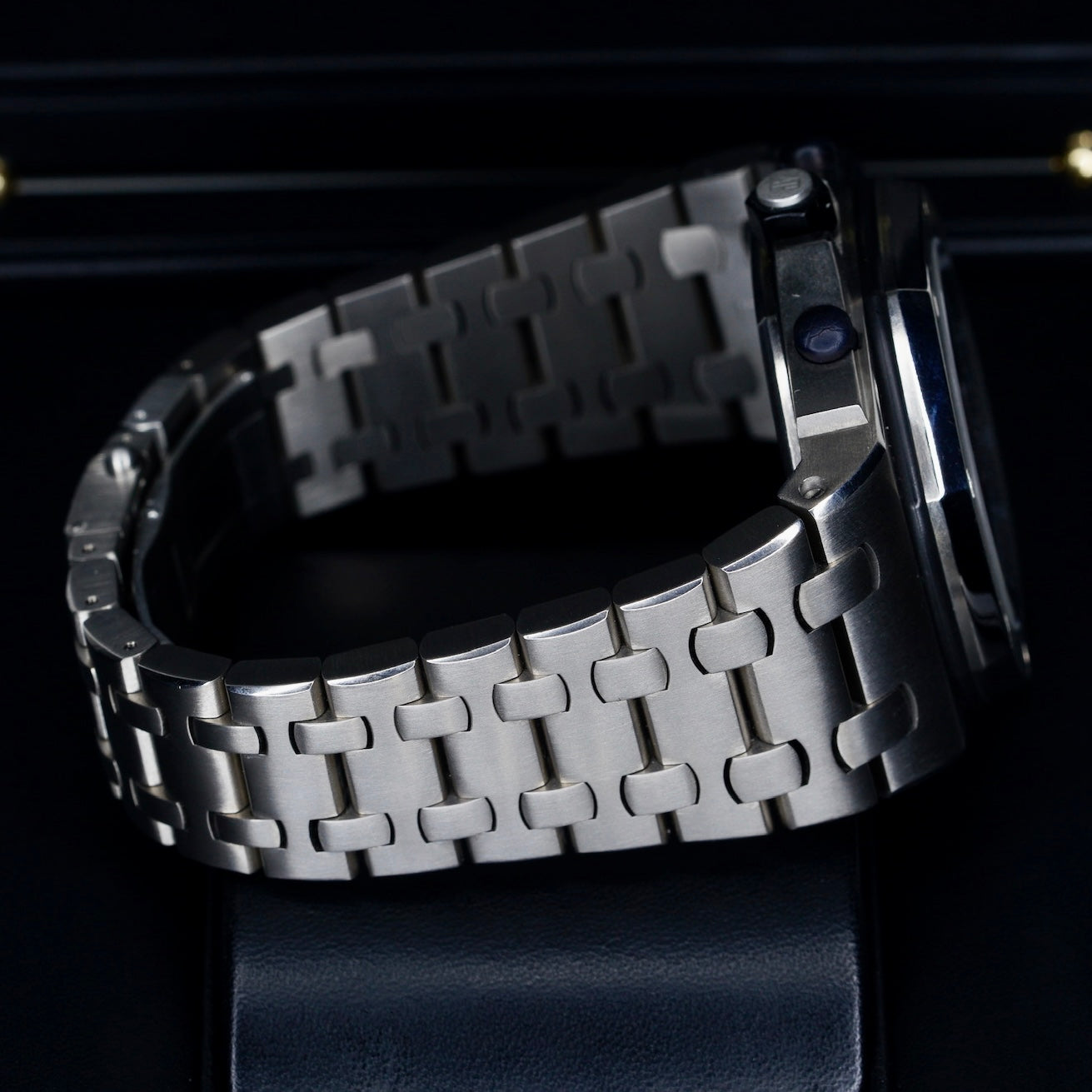 Audemars Piguet Royal Oak Offshore 26170TI.OO.1000TI.01 “BEAST” Grey Dial Titanium Chronograph 42mm