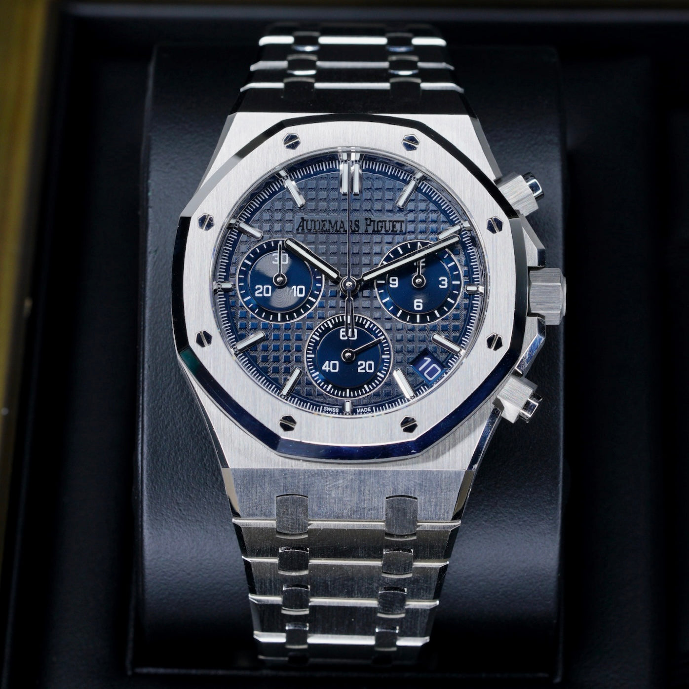 Audemars Piguet Royal Oak 26240ST.OO.1320ST.01 “50 ANNIVERSARY” Blue Dial Stainless Steel Selfwinding Chronograph 41mm