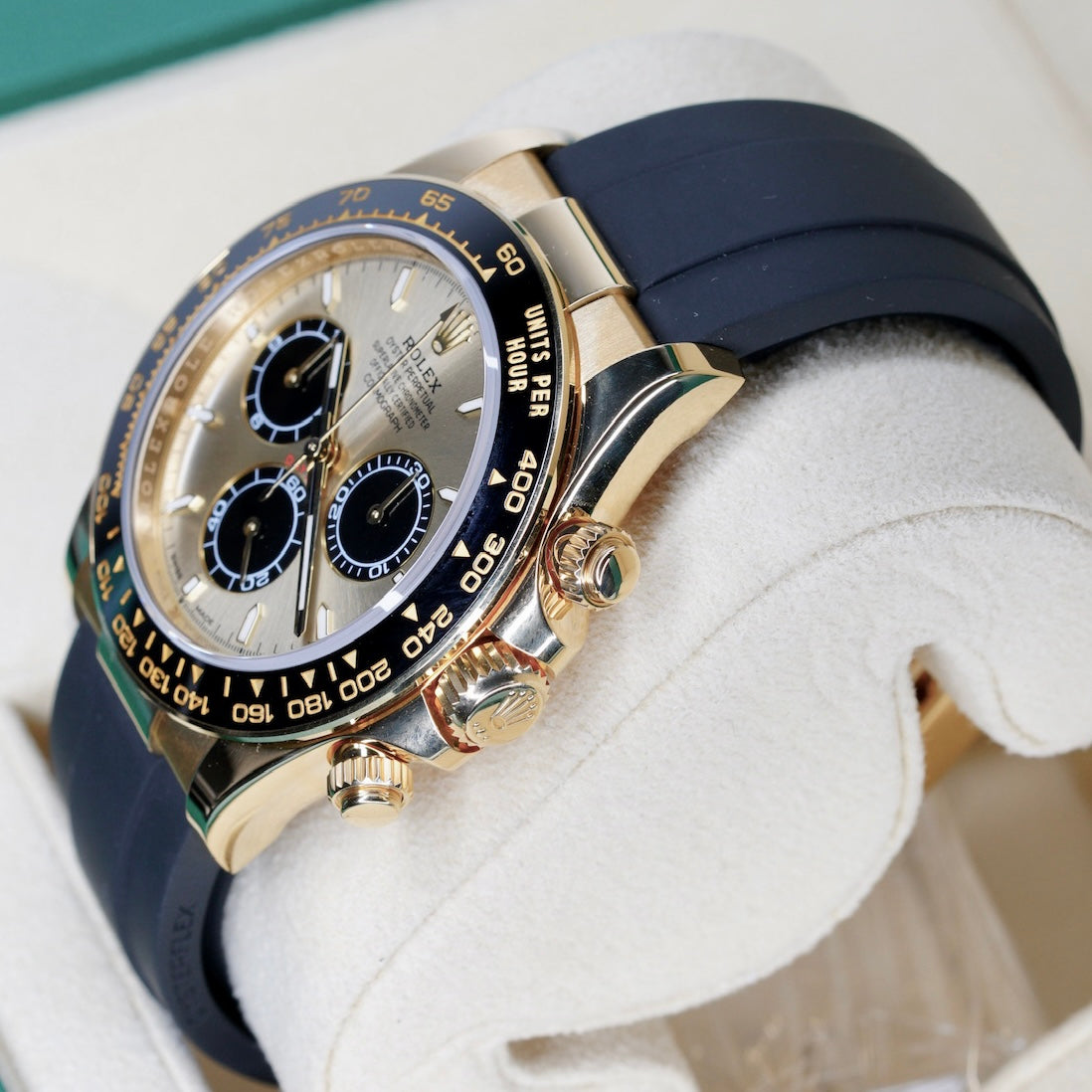 Rolex Daytona 126518LN "PIKACHU" Champagne Gold Black Sub Dials Yellow Gold Oysterflex 2023