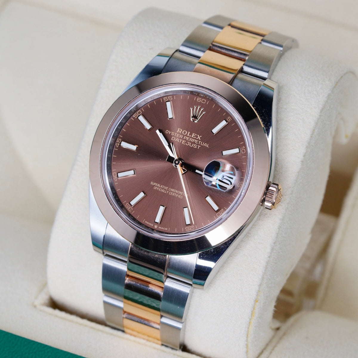 Rolex Datejust 126301 “CHOCOLATE” Brown Dial Smooth Bezel Rose Gold & Steel 41mm 2023