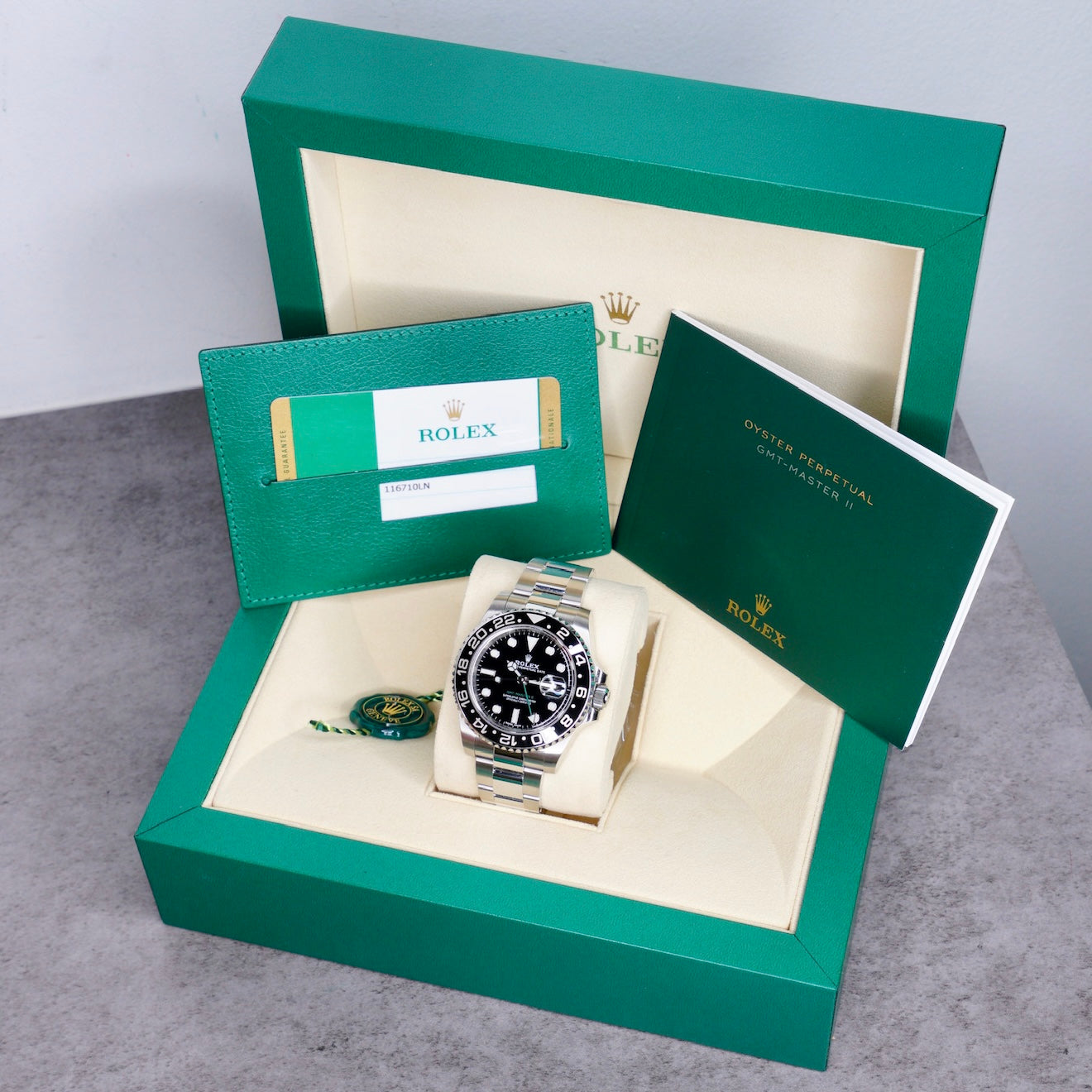 Rolex GMT-Master II 116710LN “GREEN ARROW” Black Dial Green Letters Stainless Steel 40mm 2017