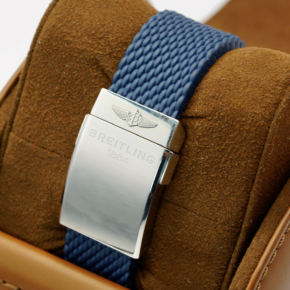 Breitling Superocean Héritage II AB2020161C1S1 Blue Dial Blue Bezel Stainless Steel Rubber Strap