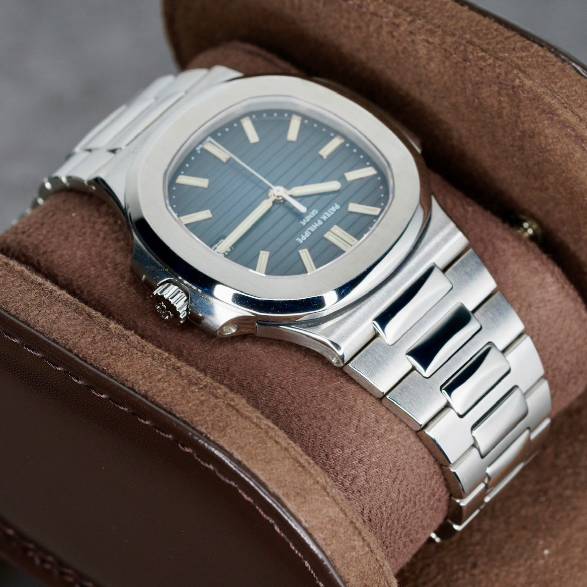 Patek Philippe Nautilus 5711 1A-001 Blue Dial Stainless Steel 40mm 2007