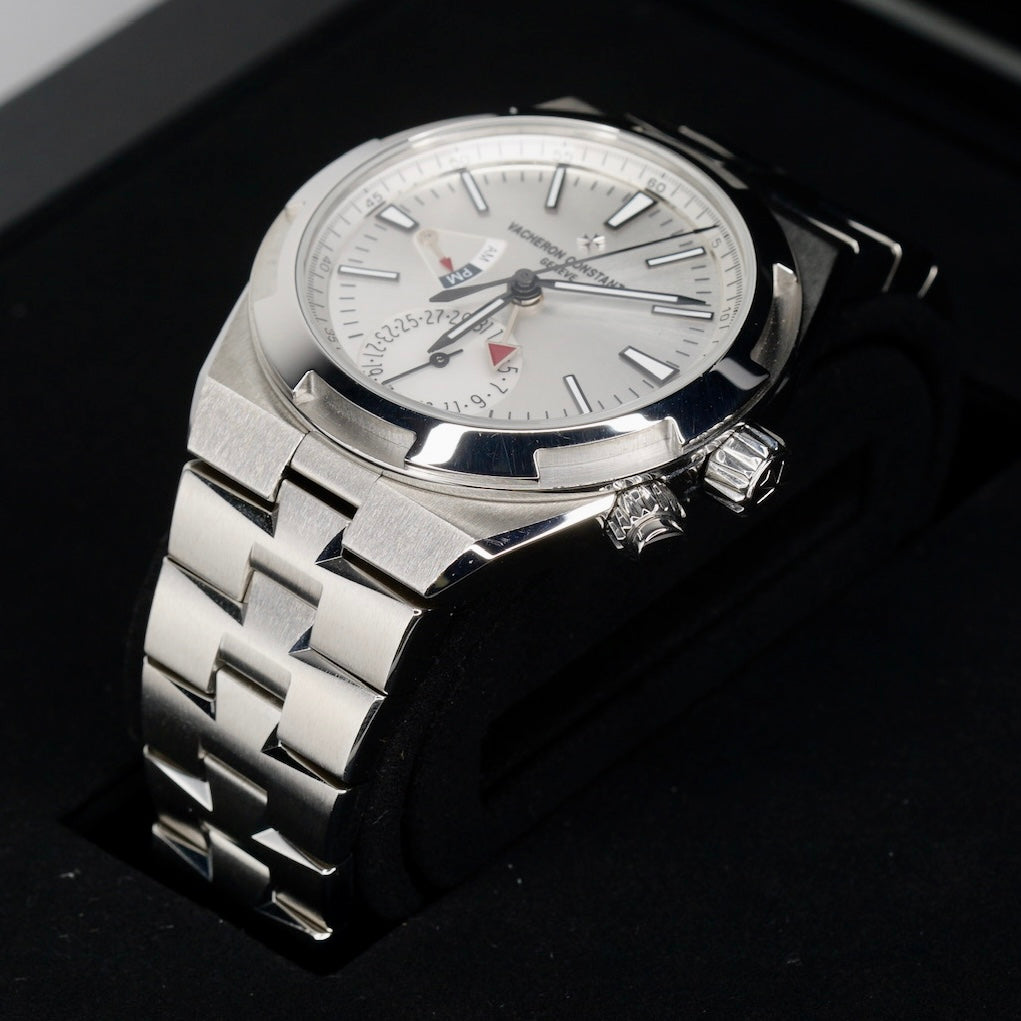 Vacheron Constantin Overseas Dual Time Dial 7920V/210A-B333 Silver Dial Stainless Steel 41mm