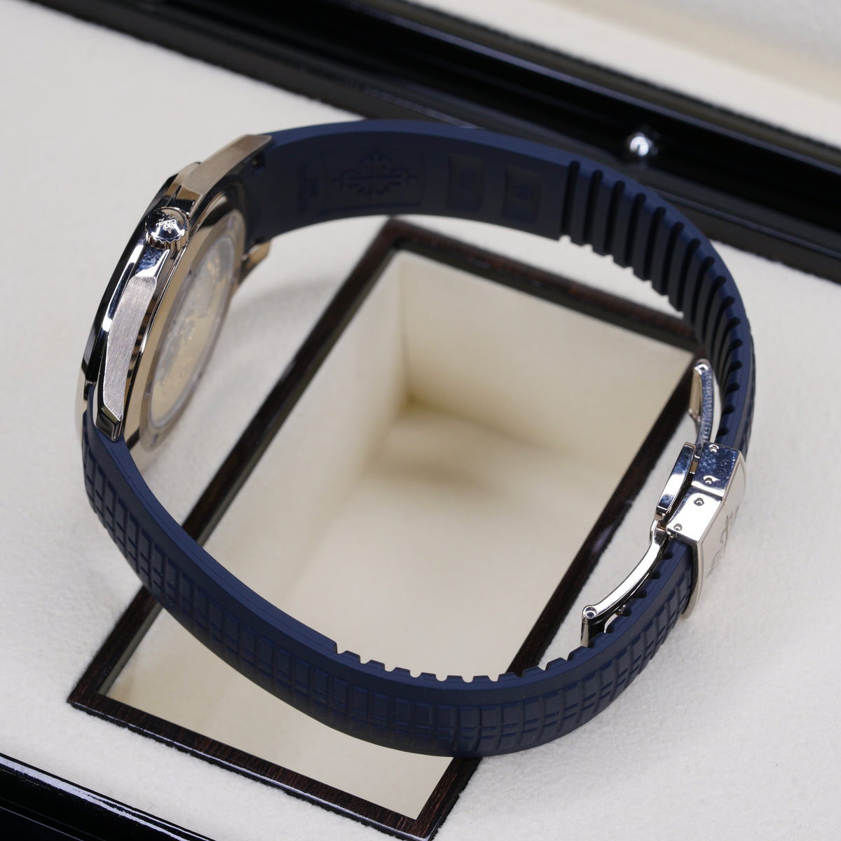 Patek Philippe Aquanaut 5168G-001 “BLUE AQUA” Blue Dial White Gold Tropical Strap 42mm 2024