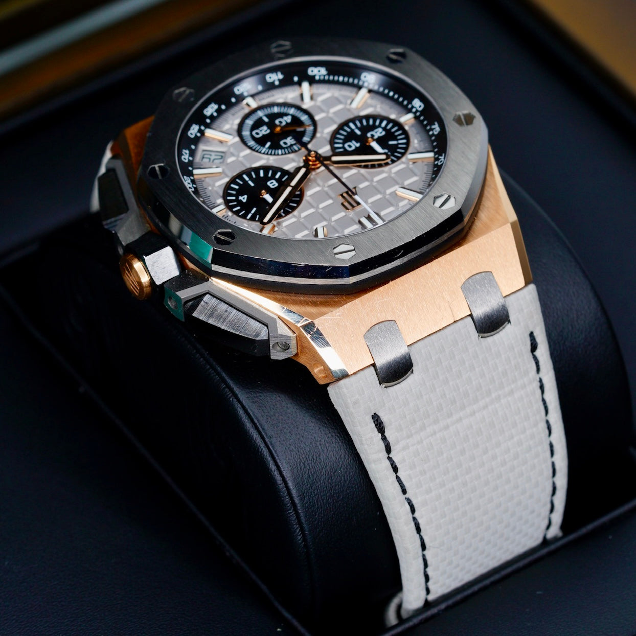 Audemars Piguet Royal Oak Offshore 26420OI.OO.A015VE.01 “BABY LEBRON” Grey Dial Rose Gold Chronograph 43mm
