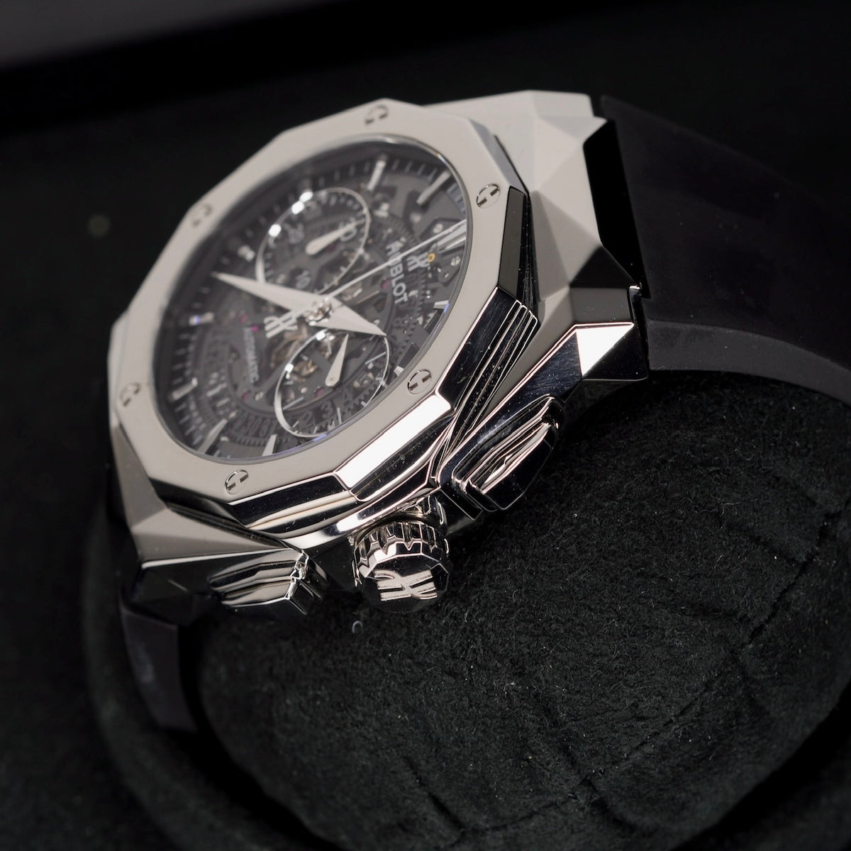 Hublot Classic Fusion Aerofusion 525.NX.0170.RX.ORL18 “ORLINSKI” Skeleton Dial Titanium 45mm