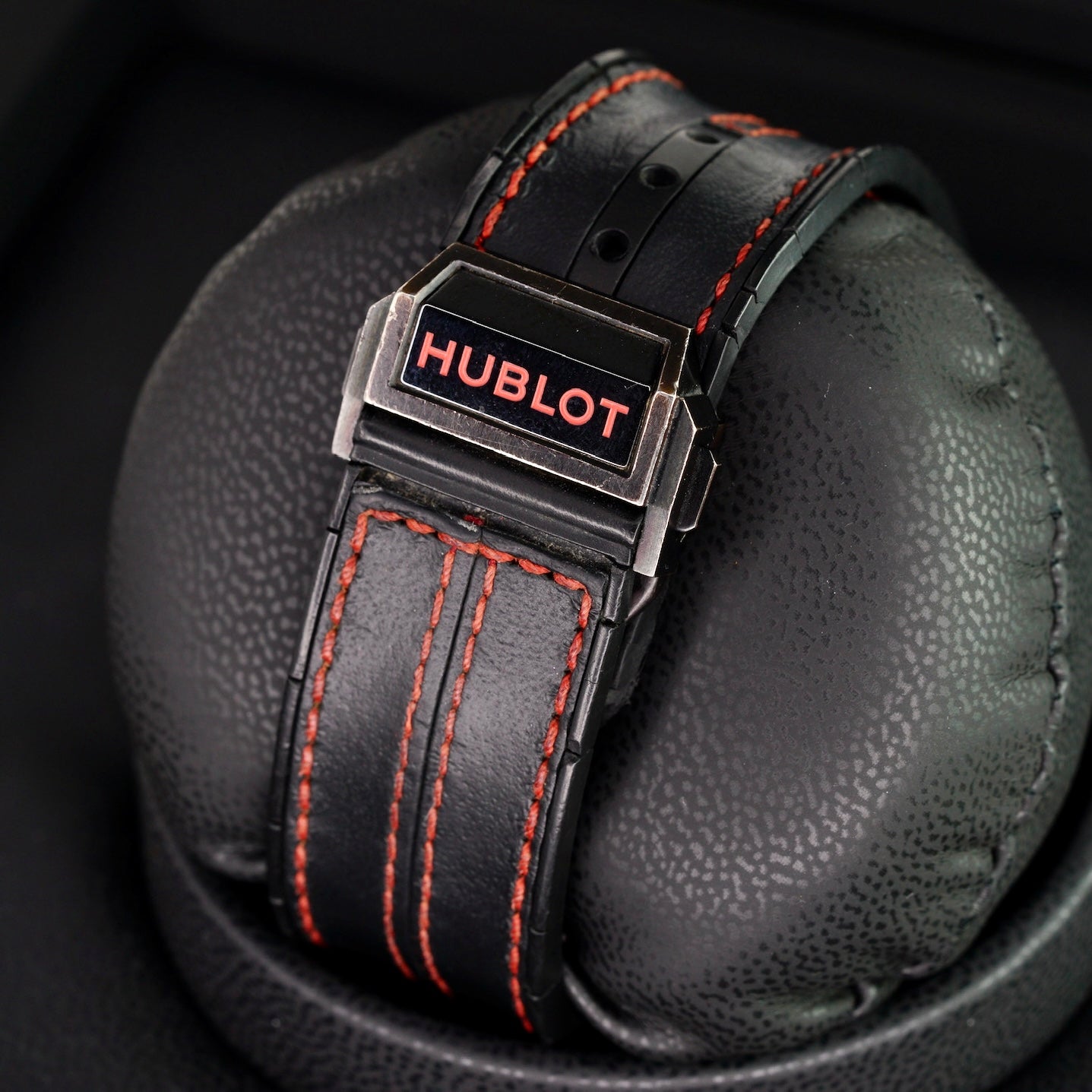 Hublot Big Bang 401.CX.0123.VR “FERRARI” Skeleton Dial Ceramic Leather Strap 45mm