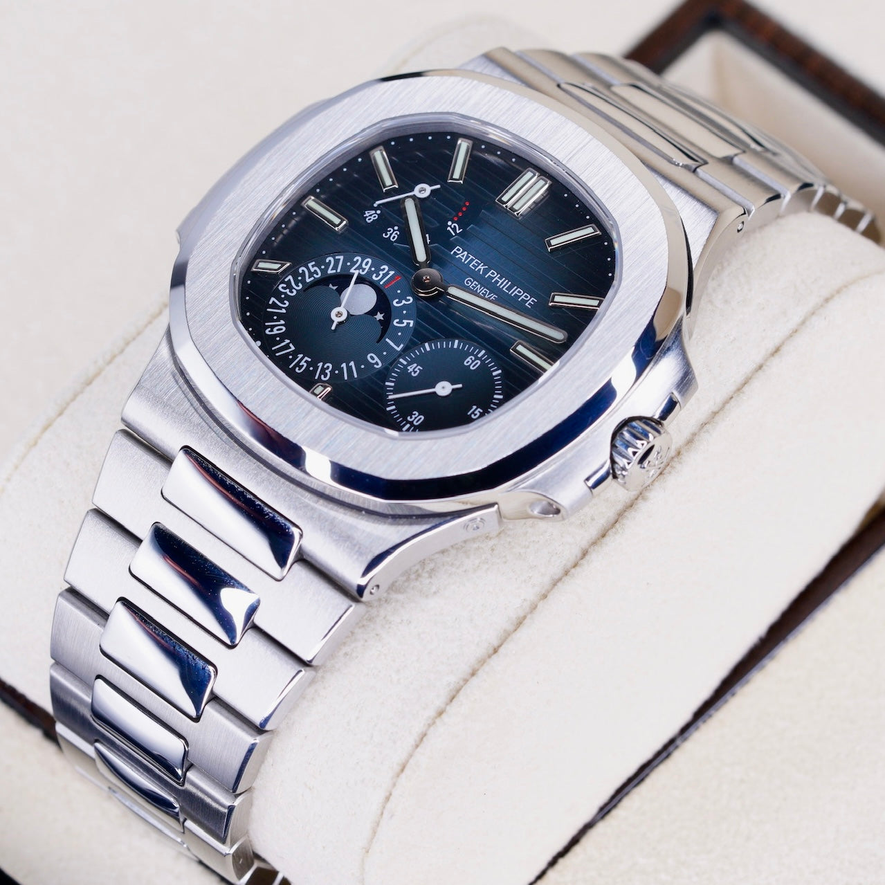 Patek Philippe Nautilus 5712/1A-001 Blue Smoked Dial Stainless Steel 2021