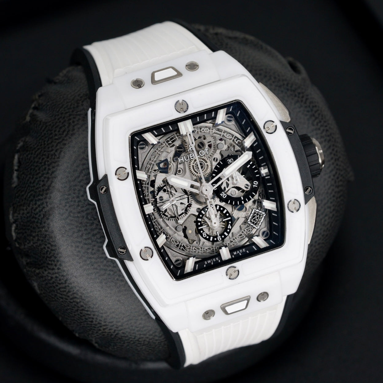 Hublot Spirit Of Big Bang 601.HX.0173.LR Skeleton Dial White Ceramic 45mm