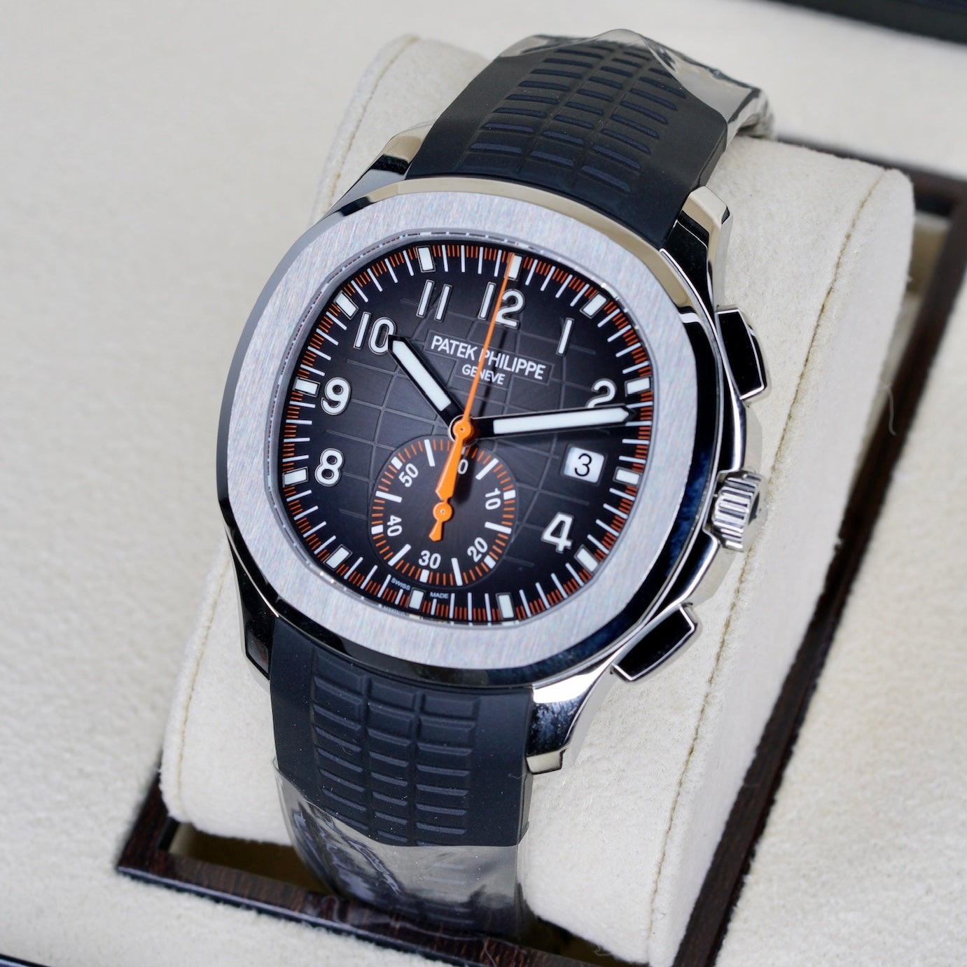 Patek Philippe NEW 2026 Aquanaut 5968A-001 “ORANGE AQUA” Black Dial Orange Accents Stainless Steel Tropical Strap 42mm