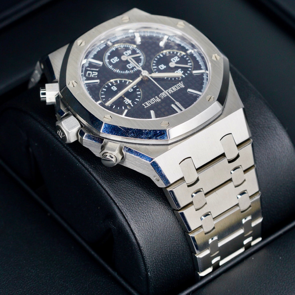 Audemars Piguet Royal Oak 26240ST.OO.1320ST.06 “50TH ANNIVERSARY” Black Dial Stainless Steel 41mm