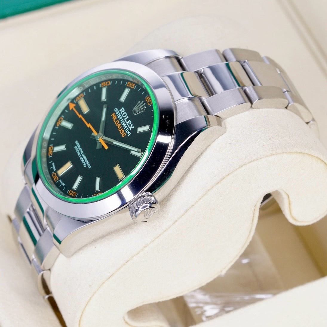 Rolex Milgauss 116400GV “GREEN CRYSTAL” Black Dial Green Crystal Stainless Steel 40mm 2021