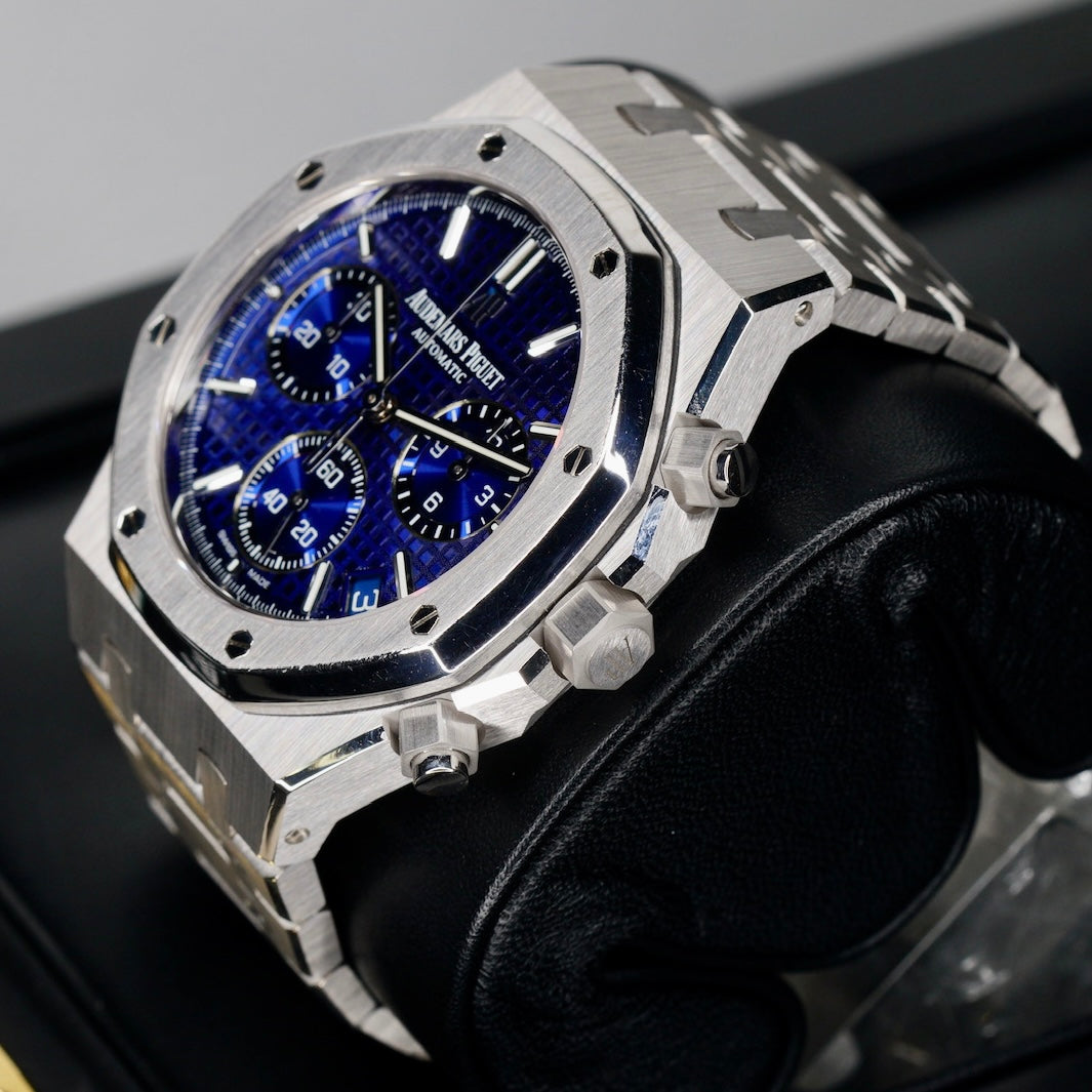 Audemars Piguet Royal Oak 26239BC.OO.1220BC.01 “JAPAN” Blue Indigo Dial White Gold 41mm Limited Edition Of 222