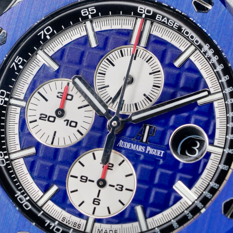 Audemars Piguet Royal Oak Offshore 26400SO.OO.A335CA.01 “BLUE CAMO” Blue Dial Ceramic Blue Bezel Stainless Steel Chronograph 44mm