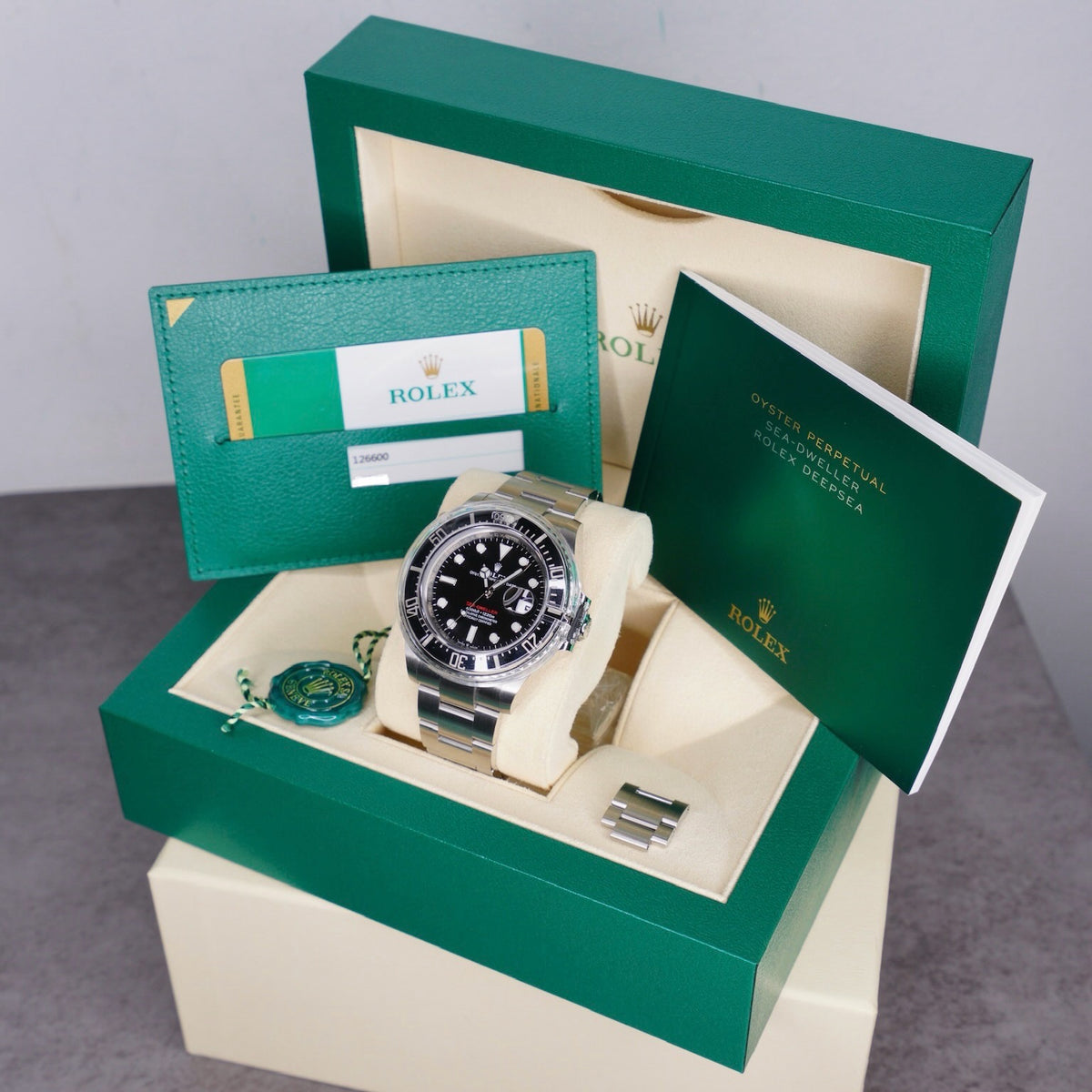 Rolex Sea-Dweller 126600 “RED LETTERS” Black Dial Red Letters Stainless Steel 43mm 2020