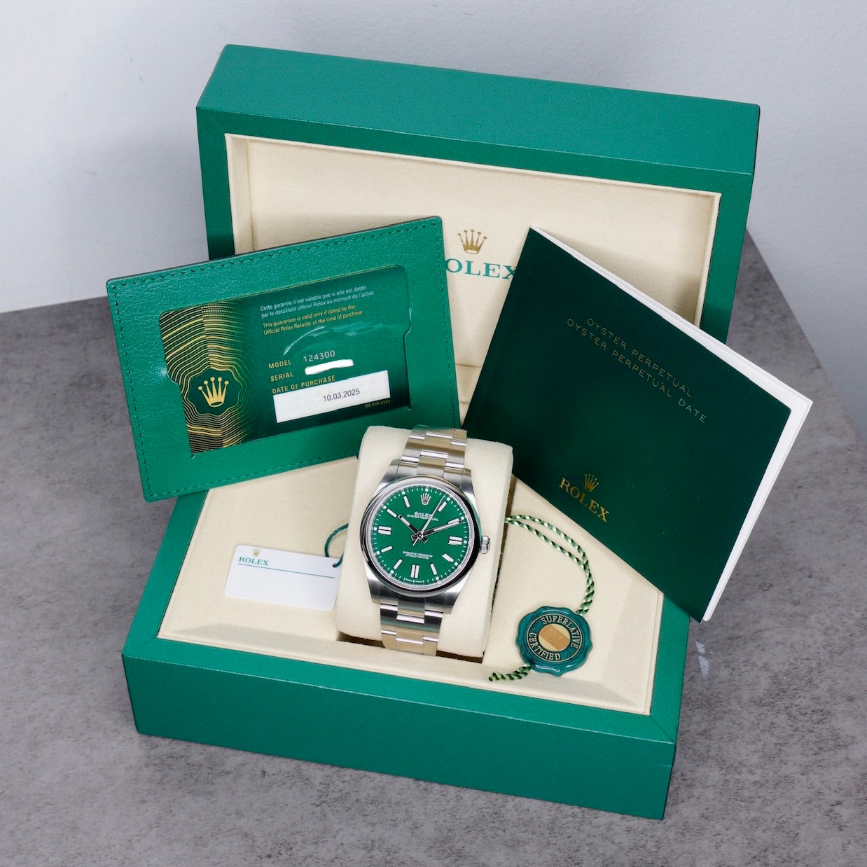 Rolex Oyster Perpetual 124300 “DEEP GREEN” Green Dial Stainless Steel 41mm 2025