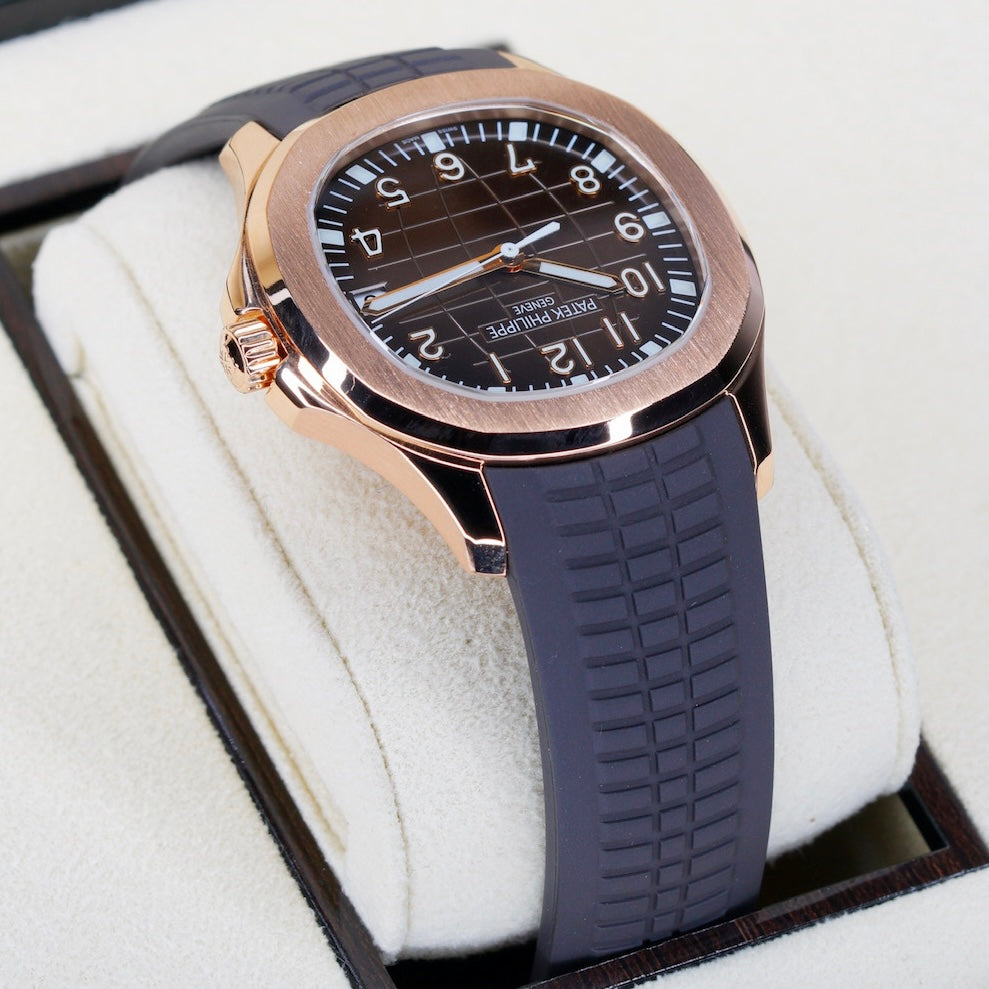 Patek Philippe Aquanaut 5167R-001 Rose Gold Chocolate Dial 40mm 2020