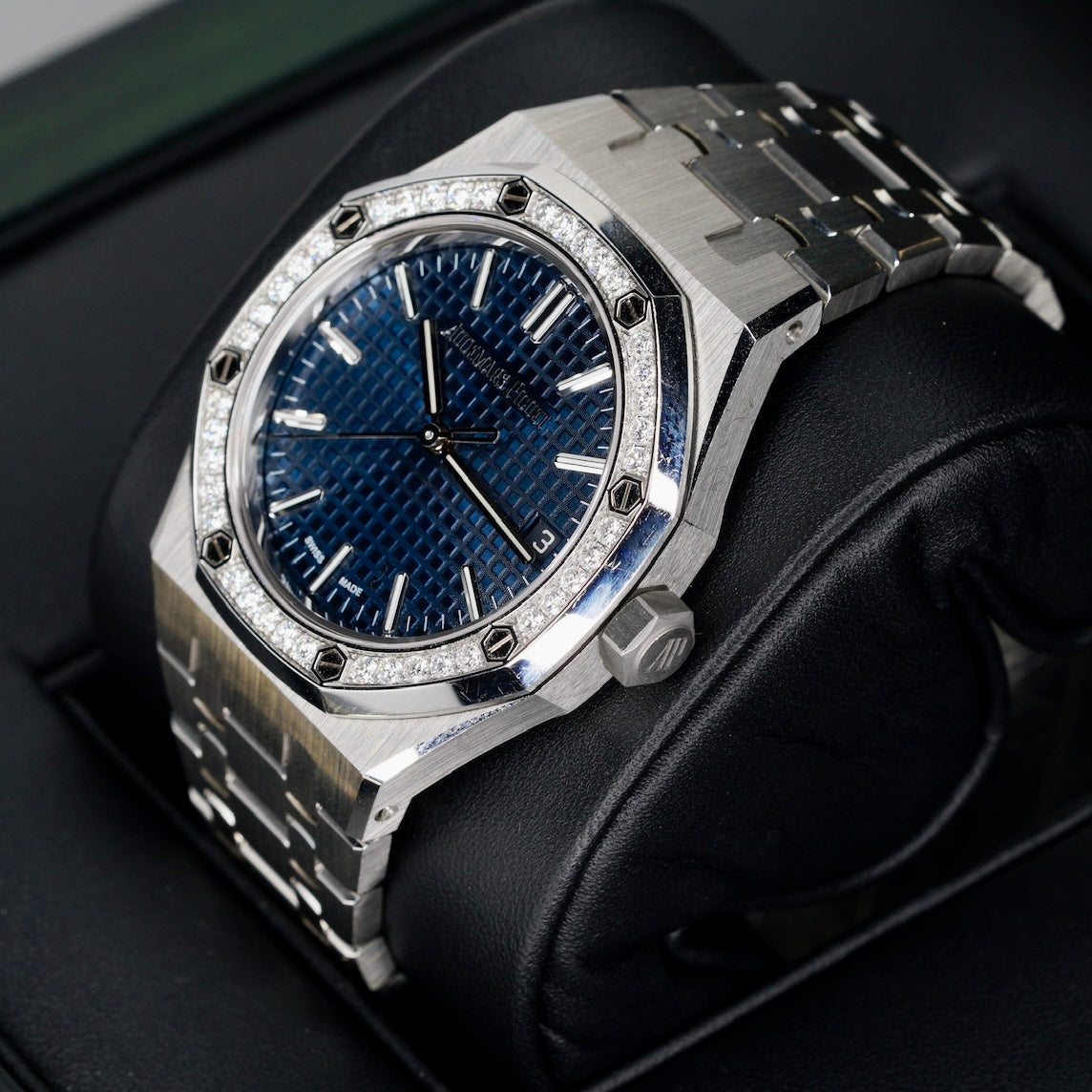 Audemars Piguet Royal Oak Blue Dial Diamond Bezel Stainless Steel 37mm