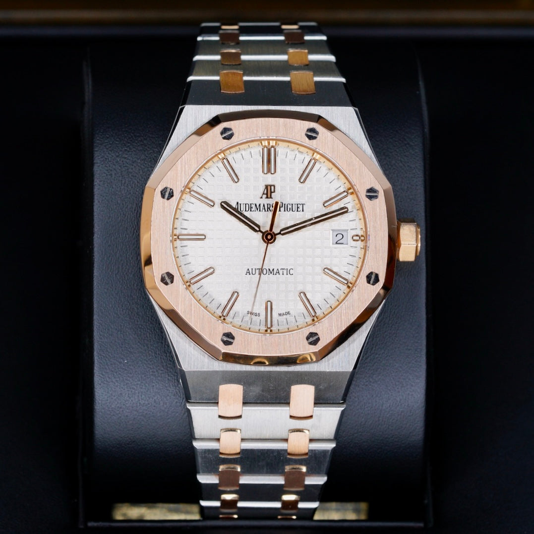 Audemars Piguet Royal Oak 15400SR White Dial Two-Tone Rose Gold & Steel