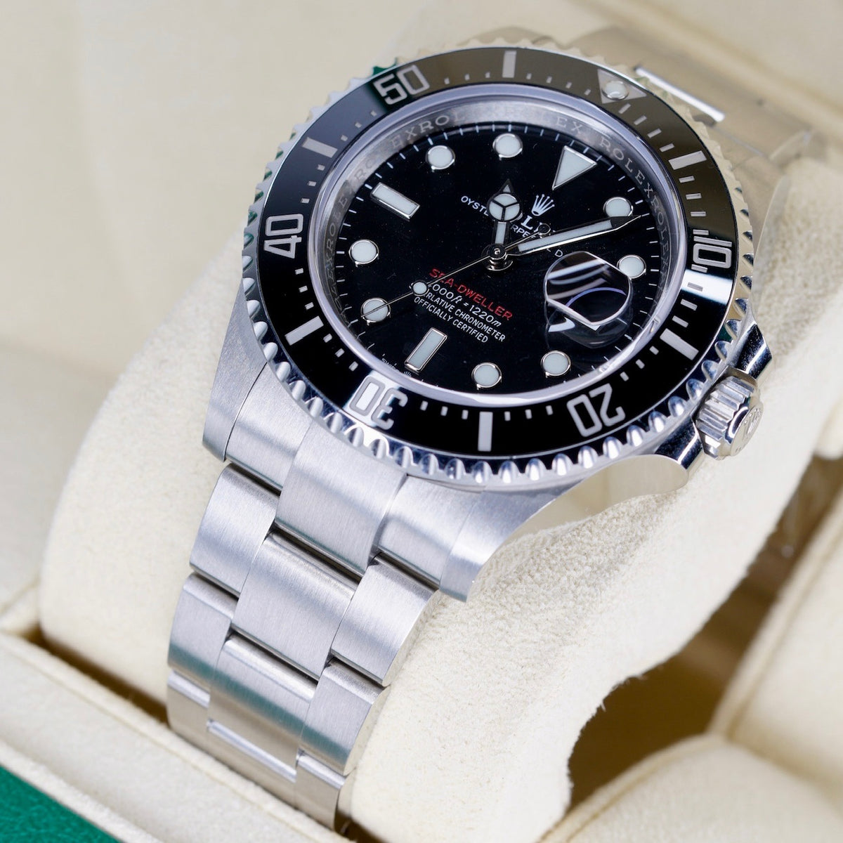 Rolex Sea-Dweller 126600 “RED LETTERS” Black Dial Red Letters Stainless Steel 43mm 2020