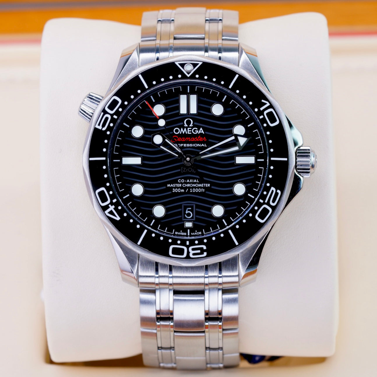 Omega NEW OLD STOCK Seamaster Diver 210.30.42.20.01.001 300 M Black Dial Stainless Steel 42mm