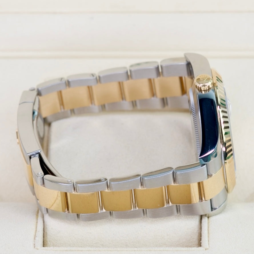 Rolex Datejust II 116333 “CHAMPAGNE” Two-Tone Yellow Gold & Steel Champagne Dial 41mm