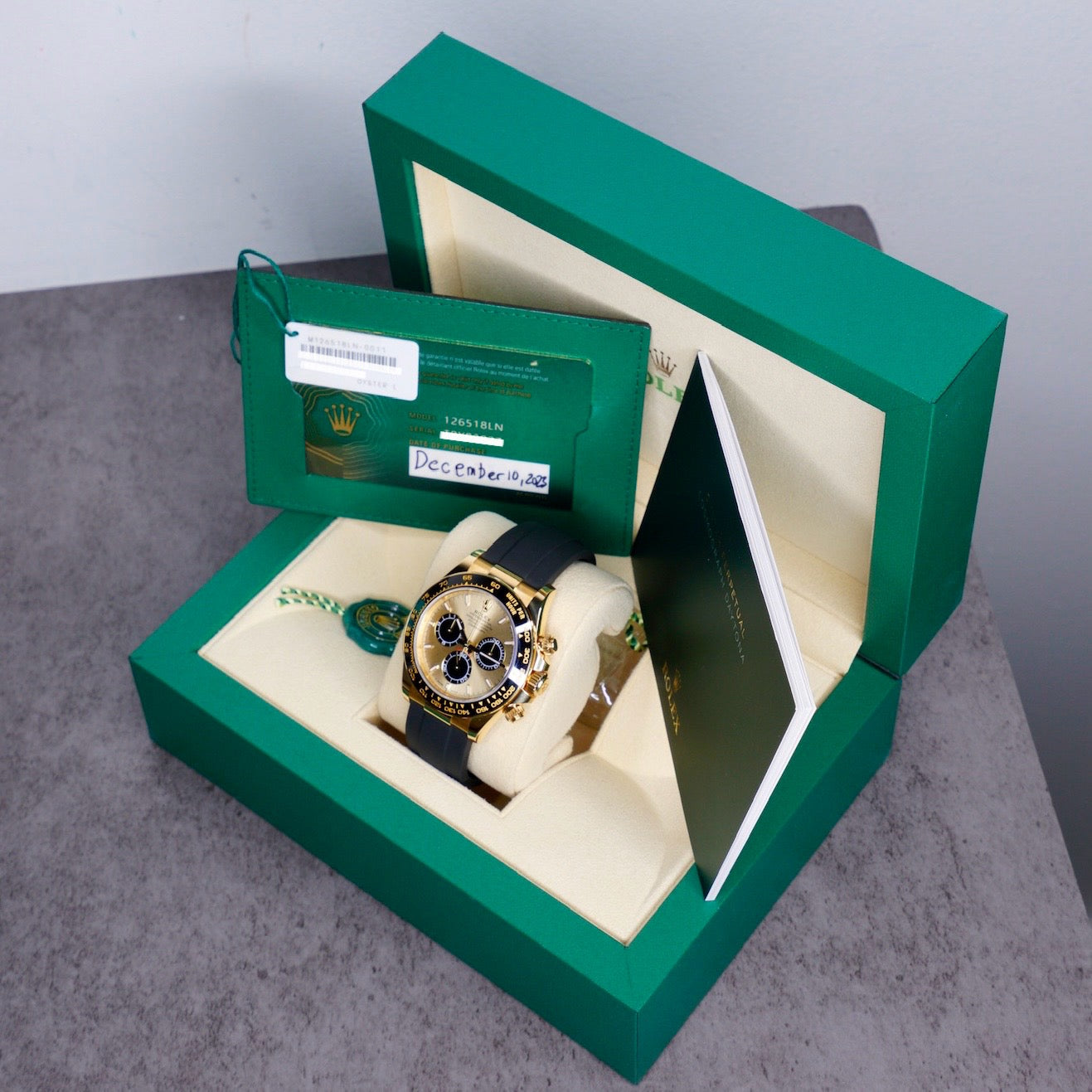 Rolex Daytona 126518LN "PIKACHU" Champagne Gold Black Sub Dials Yellow Gold Oysterflex 2023