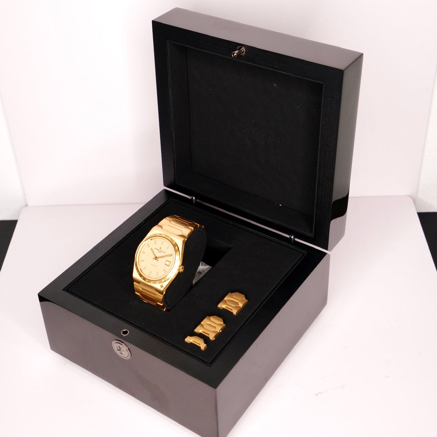 Vacheron Constantin Historiques 222 4200H/222J-B935 Cream Dial Yellow Gold 2024