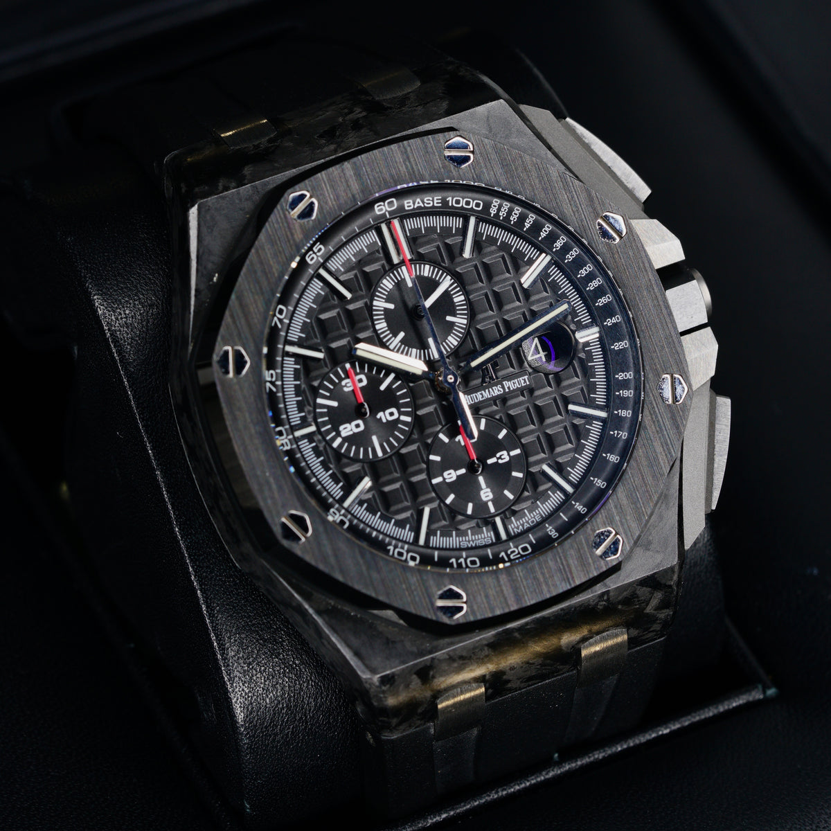 Audemars Piguet Royal Oak Offshore 26400AU.OO.A002CA.01 Black Dial Carbon Case Rubber Strap 44mm