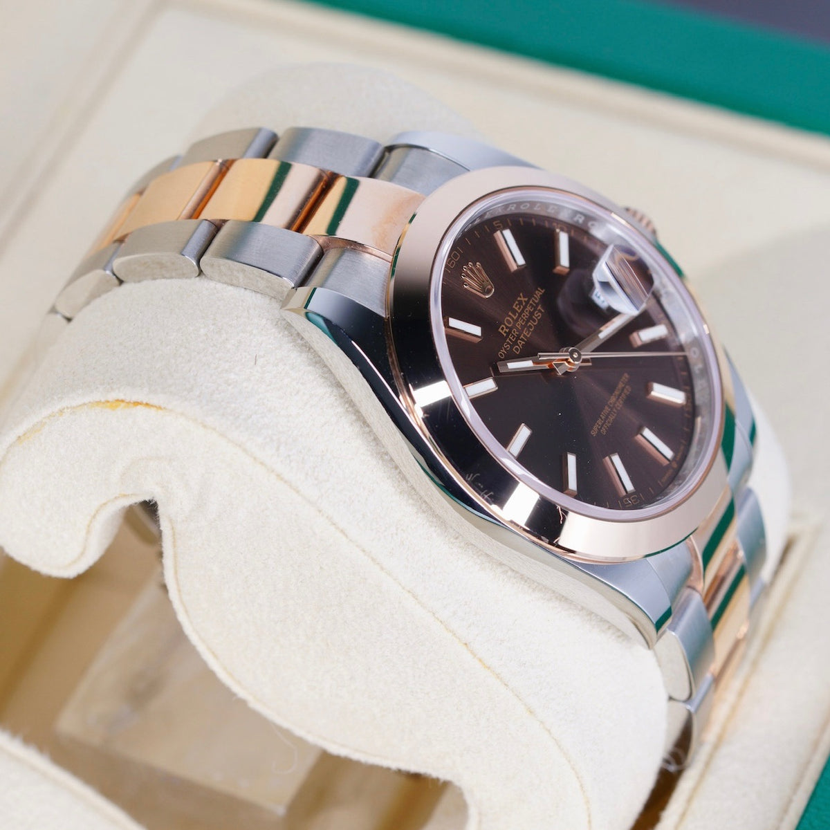 Rolex Datejust 126301 “CHOCOLATE” Brown Dial Smooth Bezel Rose Gold & Steel 41mm 2023