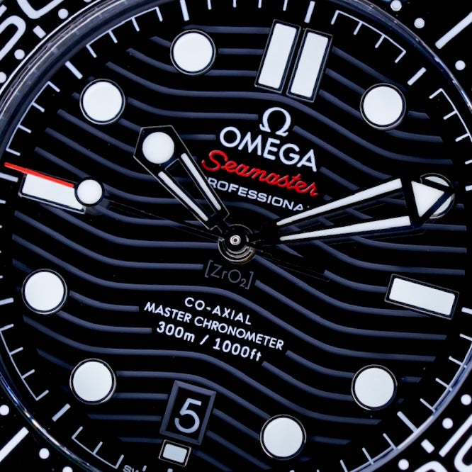 Omega NEW OLD STOCK Seamaster Diver 210.30.42.20.01.001 300 M Black Dial Stainless Steel 42mm