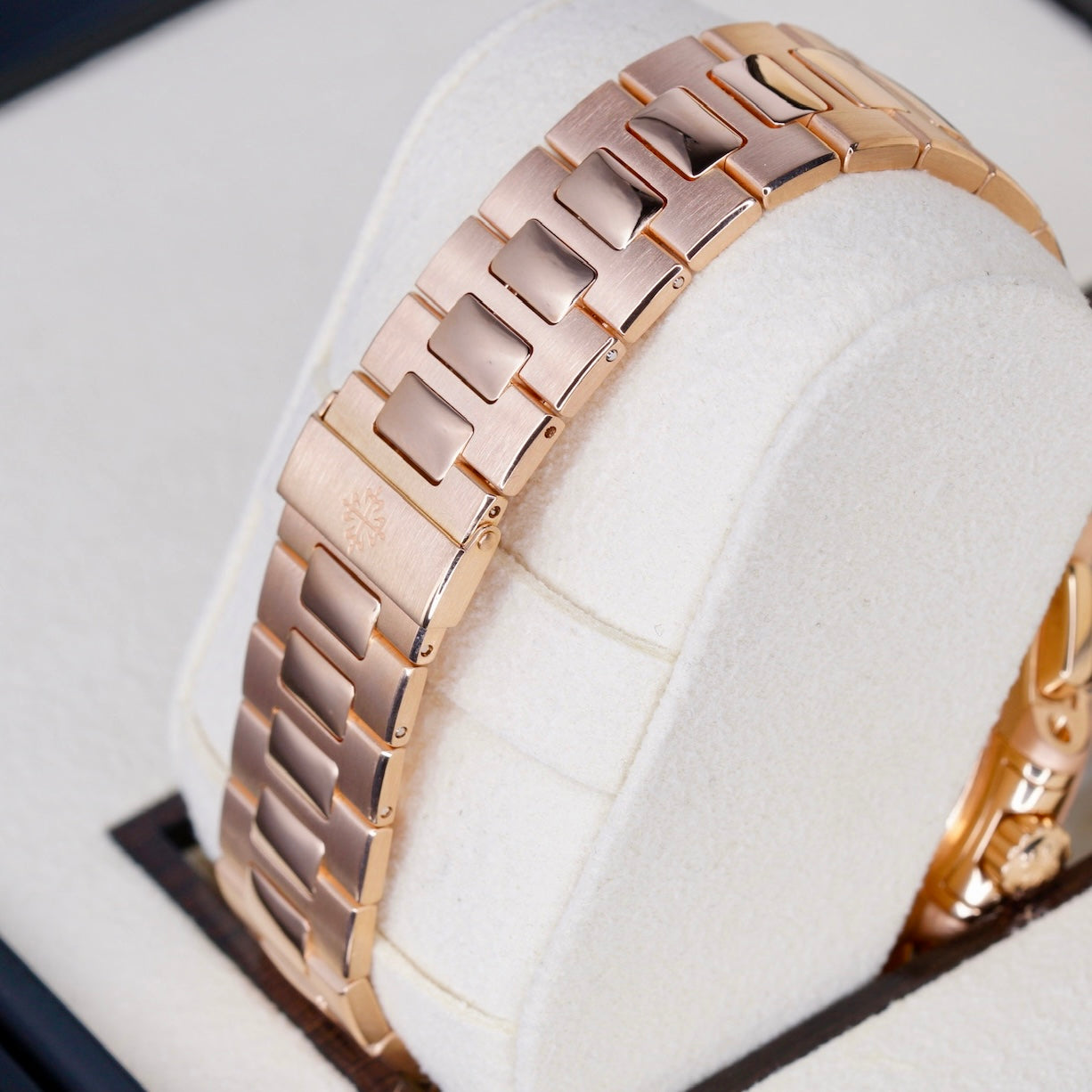 Patek Philippe Nautilus 5980/1R-001 Black Smoked Dial Rose Gold 40.5mm 2016