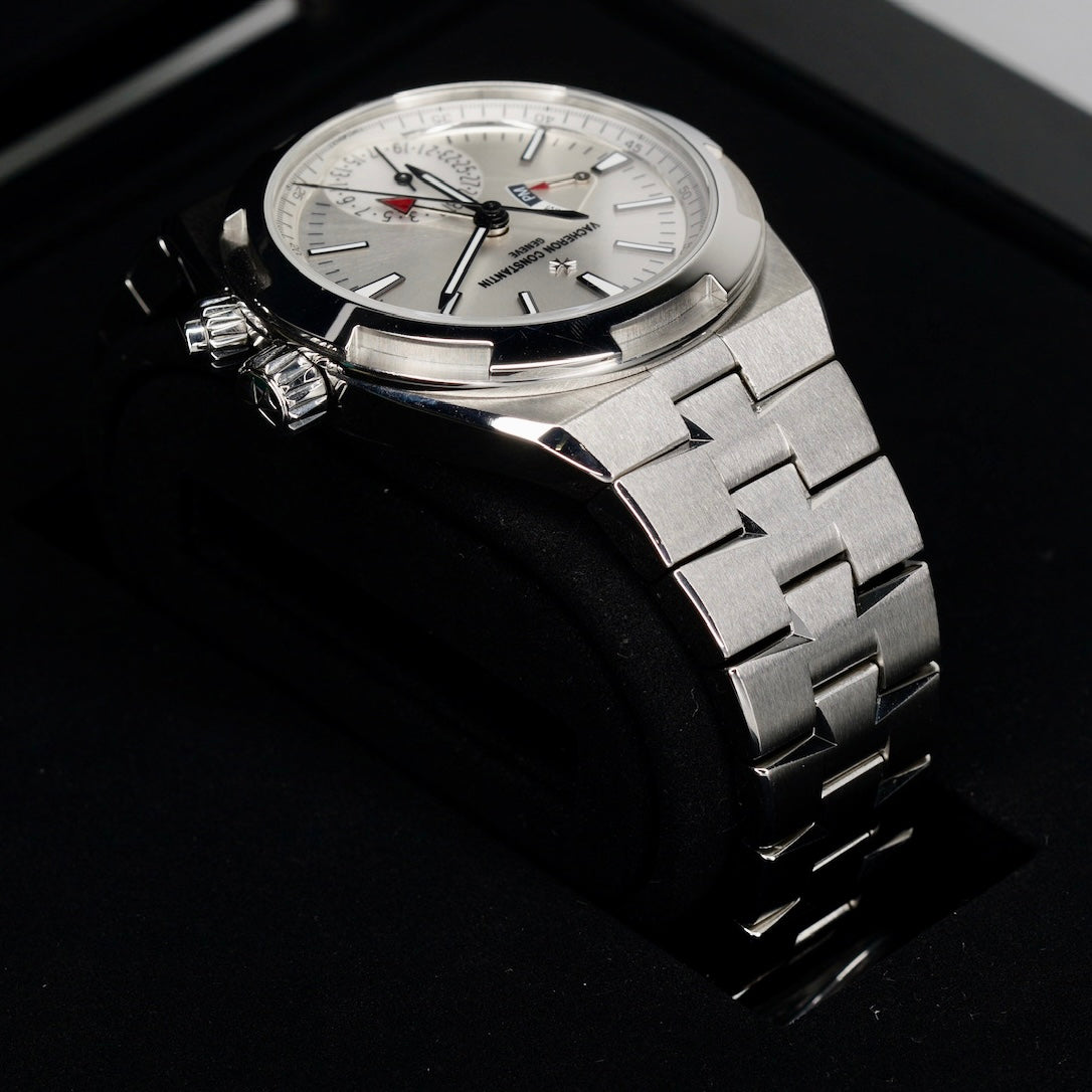 Vacheron Constantin Overseas Dual Time Dial 7920V/210A-B333 Silver Dial Stainless Steel 41mm