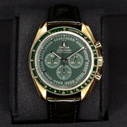 Omega Speedmaster Moonwatch 310.63.42.50.10.001 “GREEN MOON” Green Dial Yellow Gold Green Leather Strap 42mm