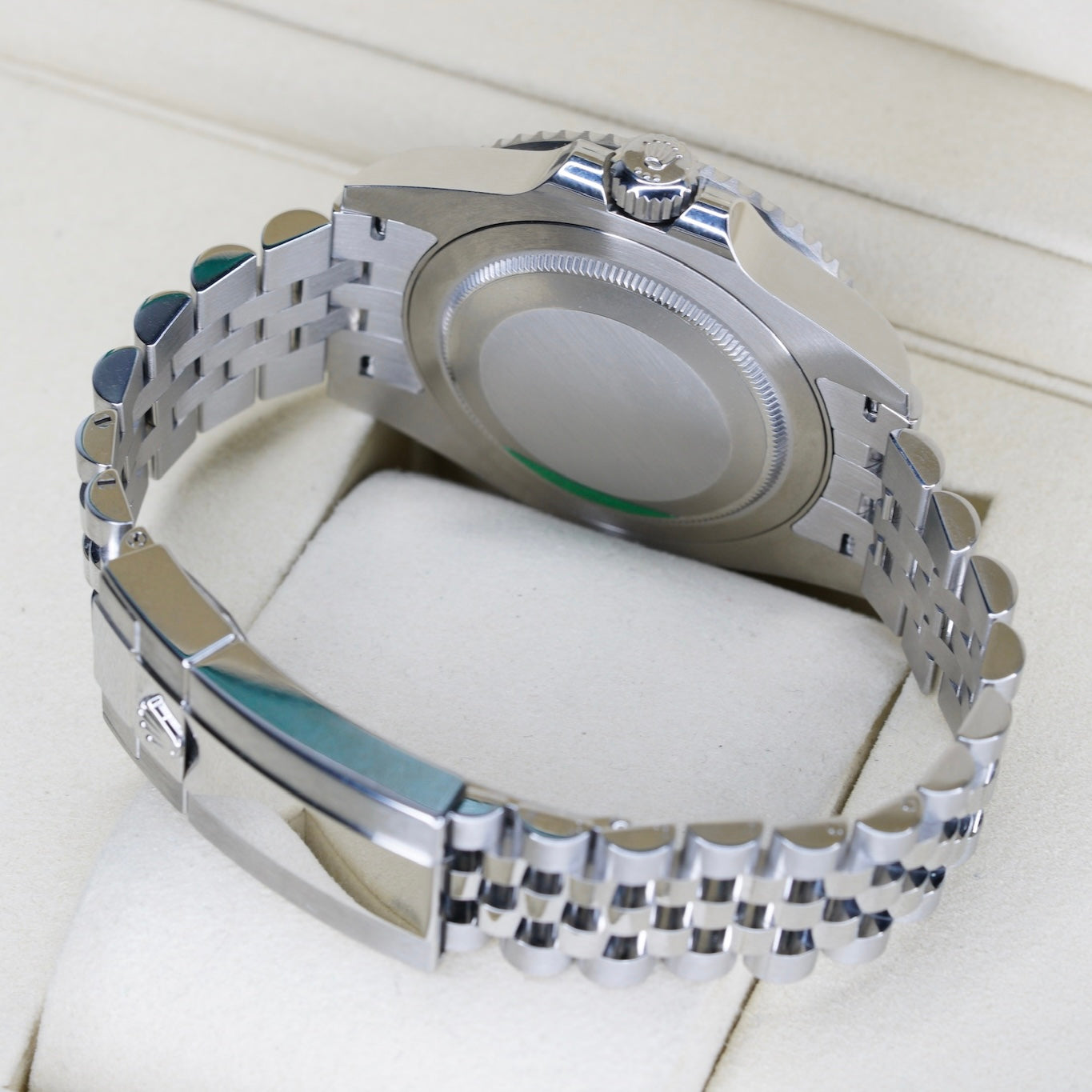 Rolex GMT-Master II 126710BLNR “BATGIRL” Black Dial Blue & Black Bezel Stainless Steel Jubilee 40mm 2022