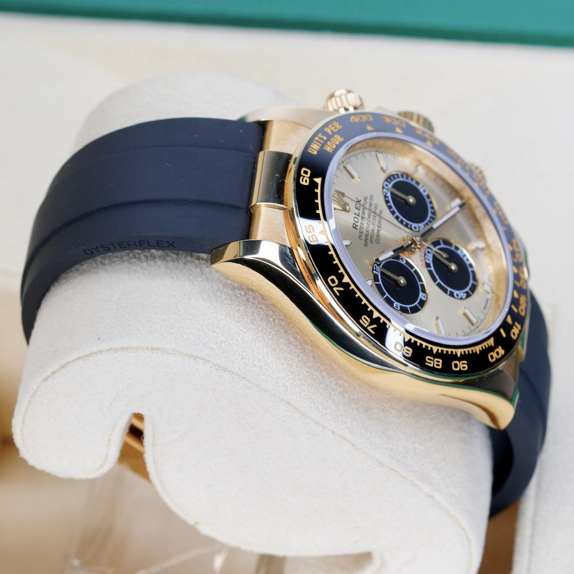 Rolex Daytona 126518LN "PIKACHU" Champagne Gold Black Sub Dials Yellow Gold Oysterflex 2023