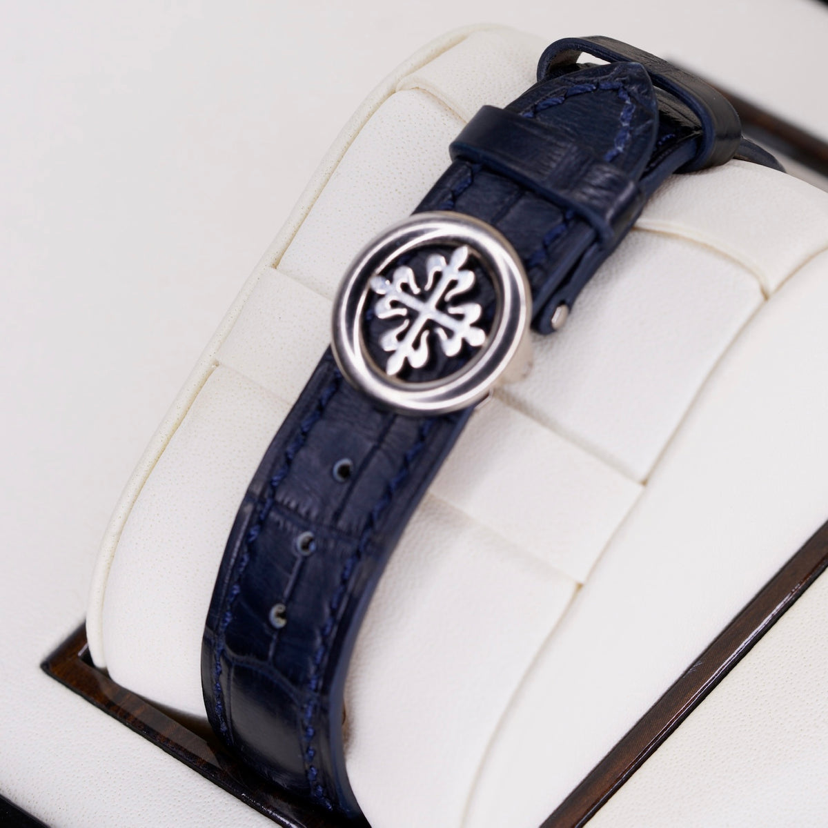Patek Philippe 5130G-019 “WORLD TIME” White Dial Blue Accents White Gold Blue Leather Strap 39mm 2014