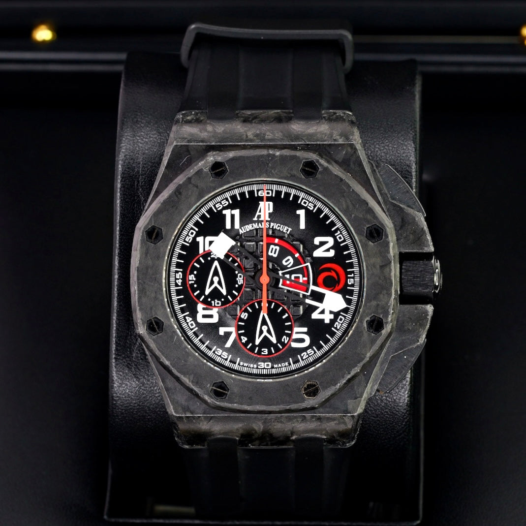 Audemars Piguet Royal Oak Offshore 26062FS.OO.A002CA.01 “TEAM ALINGHI” Carbon Red Accents Rubber Strap 44mm