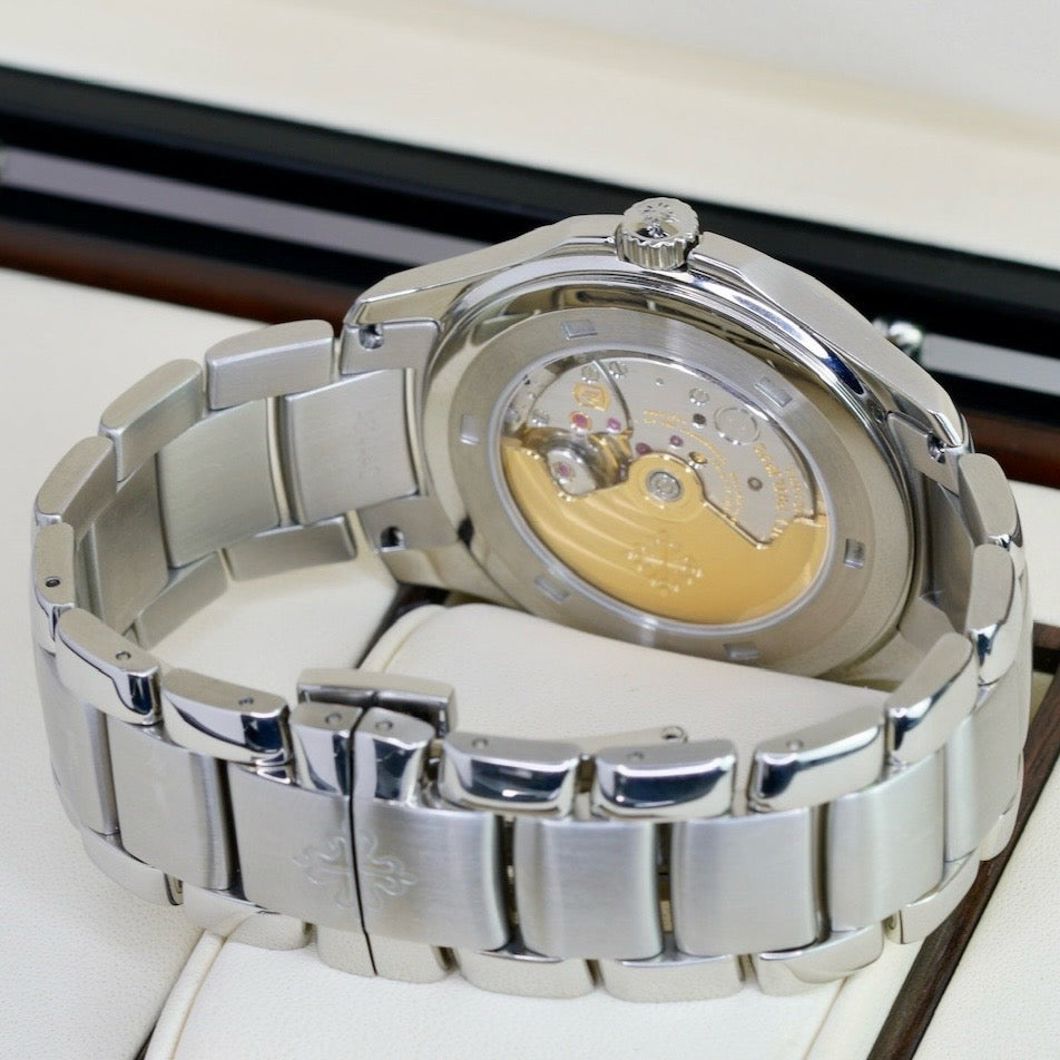 Patek Philippe Aquanaut 5167/1A-001 Black Dial Steel Bracelet 2015