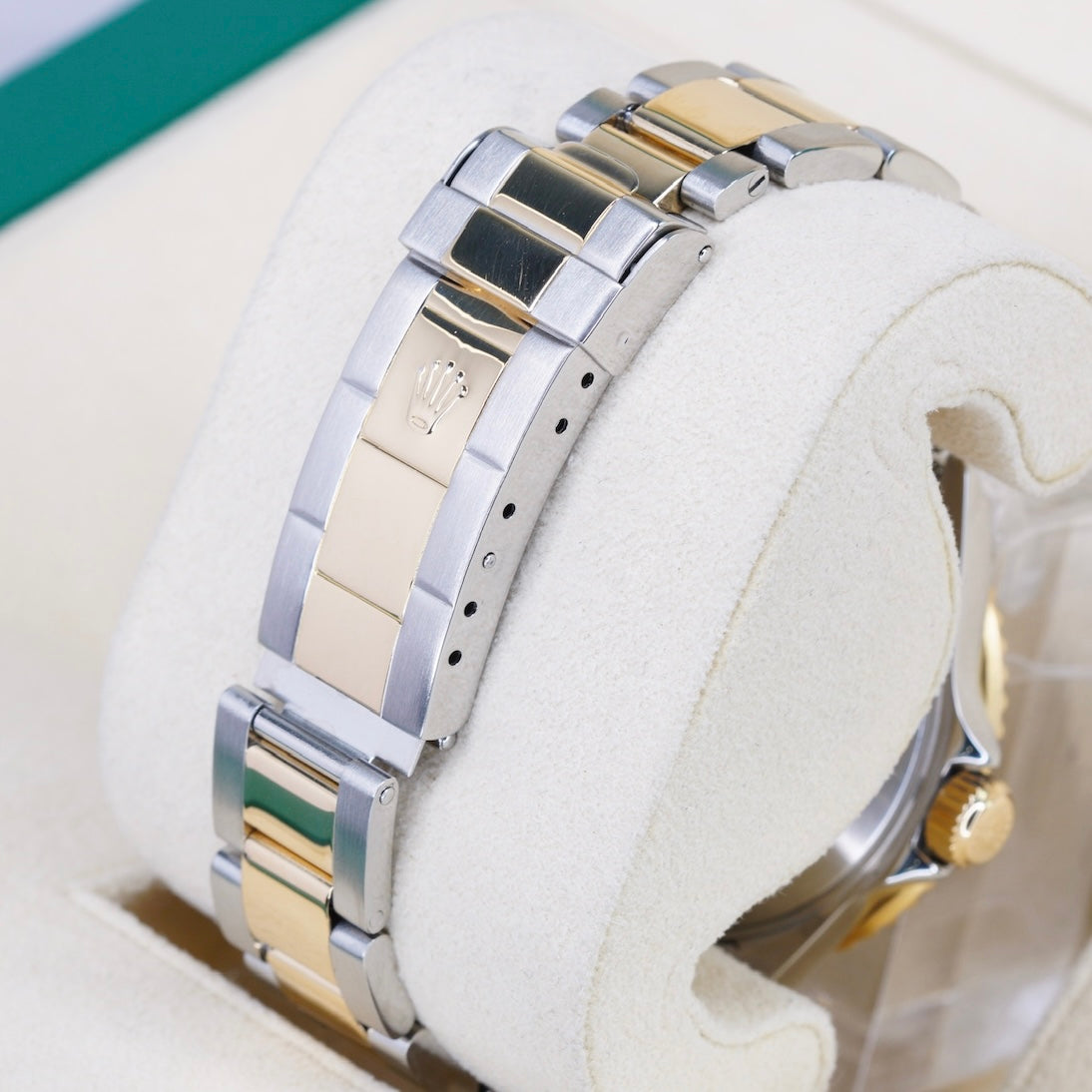 Rolex Submariner Date 16613 Black Dial Two-Tone Yellow Gold & Steel No Holes Gold Thru Buckle 40mm