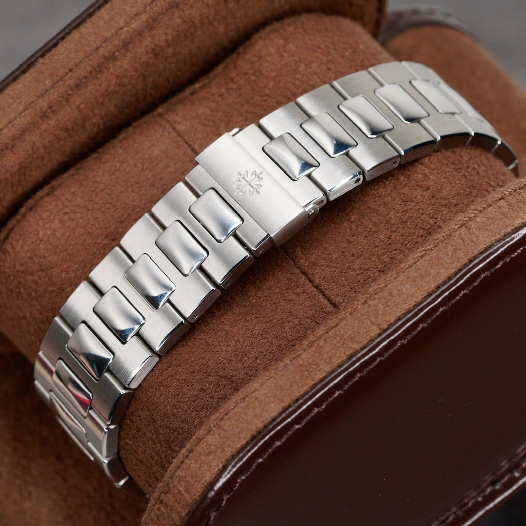 Patek Philippe Nautilus 5711/1A-010 Blue Dial Stainless Steel 40mm 2019