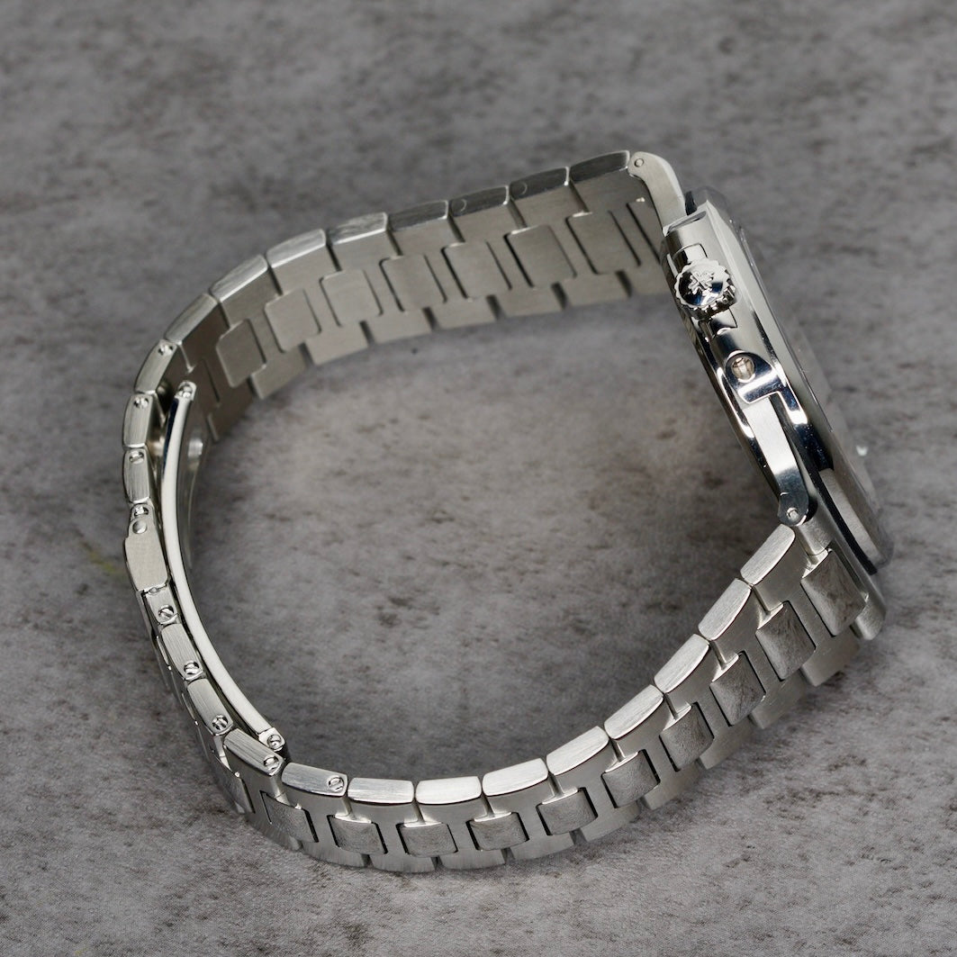 Patek Philippe Nautilus 5711 1A-001 Blue Dial Stainless Steel 40mm 2007