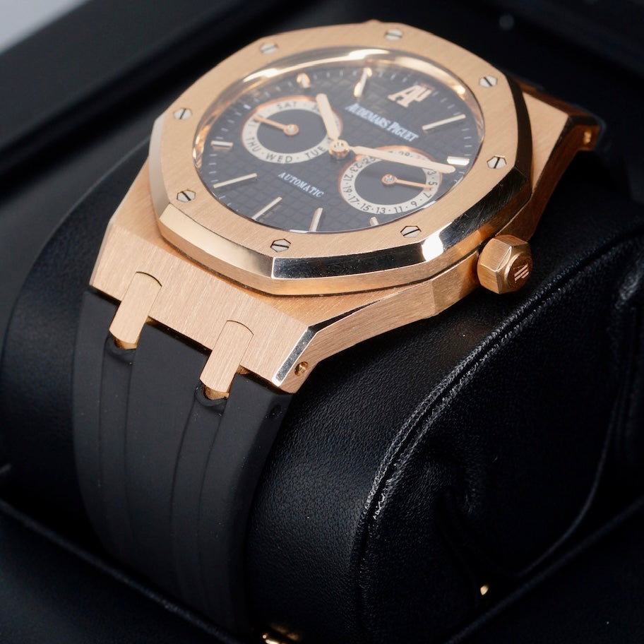 Audemars Piguet Royal Oak 26330OR.OO.D088CR.01 Black Dial Rose Gold AM Rubber Strap 39mm 2013