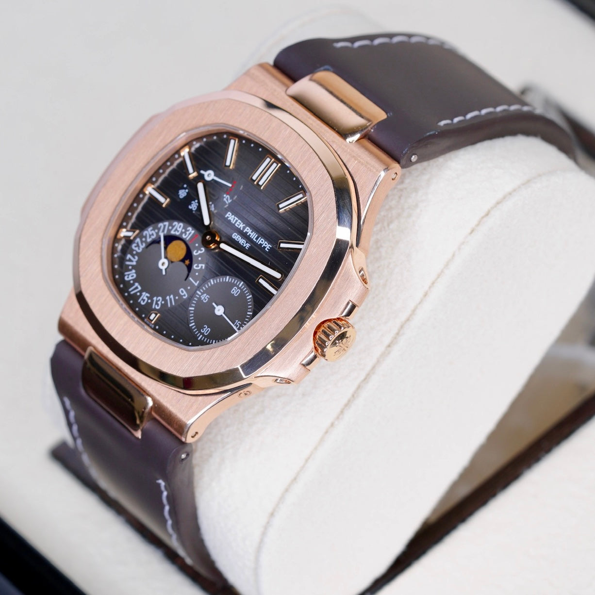Patek Philippe Nautilus 5712R-001 Moon Phase Dial Rose Gold Leather Strap 2019