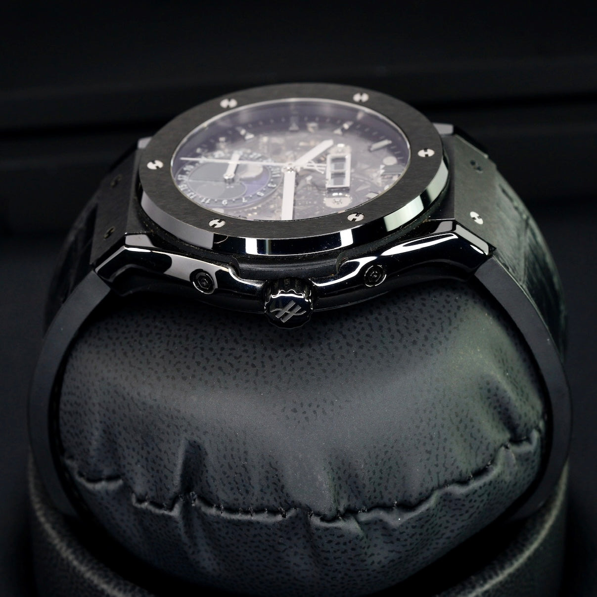 Hublot Classic Fusion 517.CX.0170.LR Aerofusion Moonphase Black Ceramic Skeleton 45mm