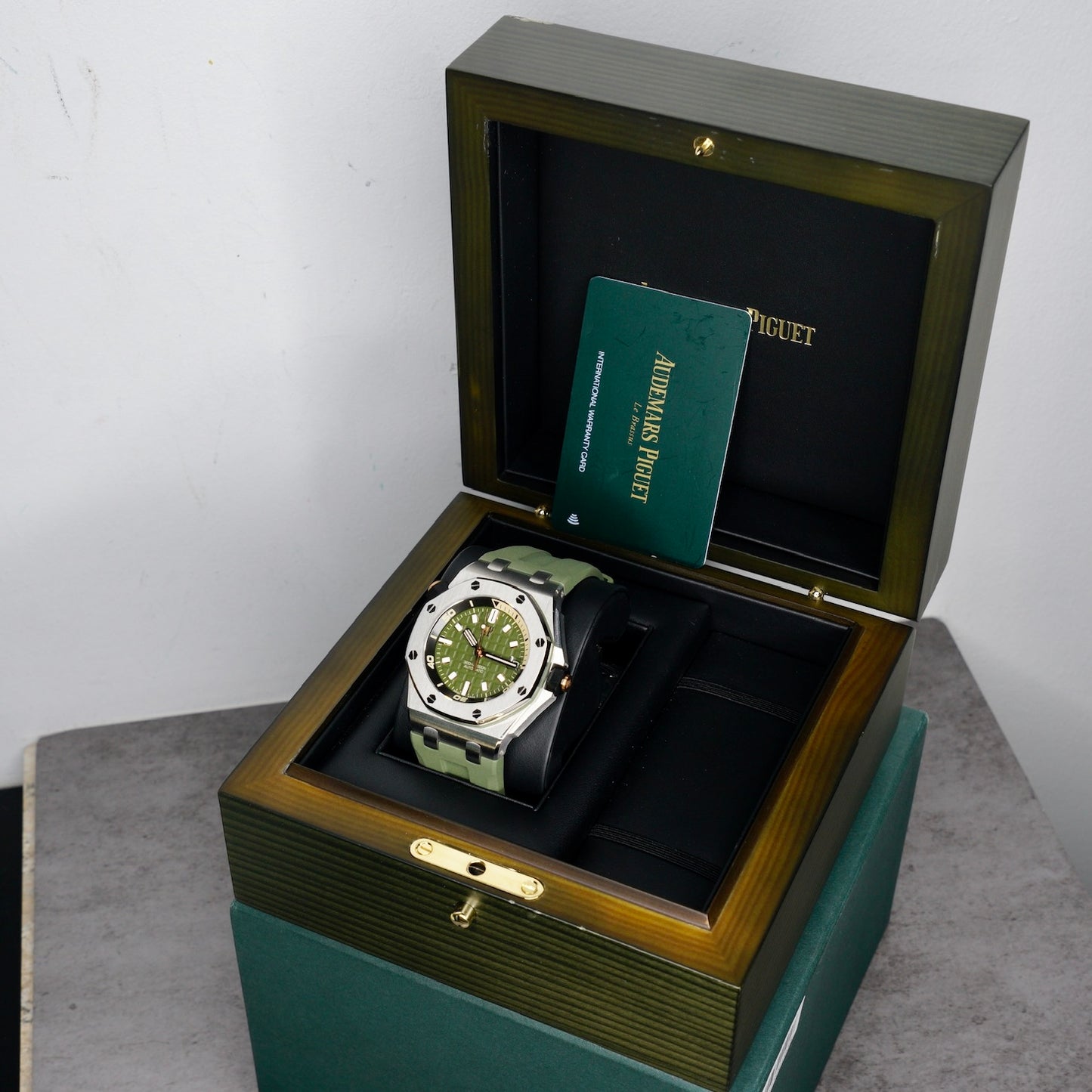 Audemars Piguet NEW Royal Oak Offshore Diver 15720ST.OO.A052CA.01 “KHAKI” Green Dial Stainless Steel 42mm