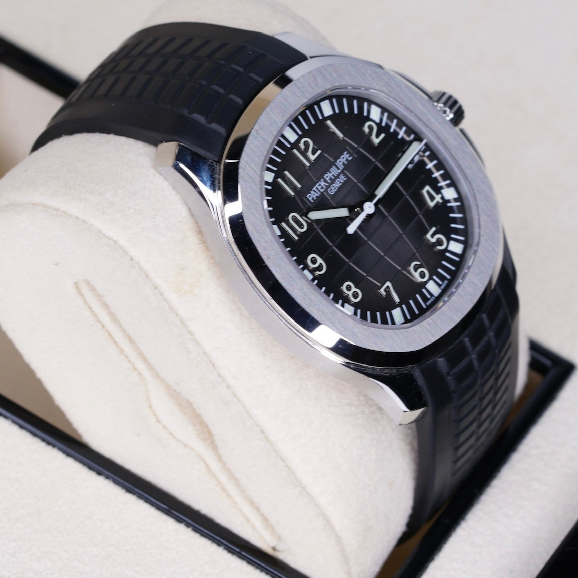 Patek Philippe Aquanaut 5167A-001 Black Dial Stainless Steel Tropical Strap 2021