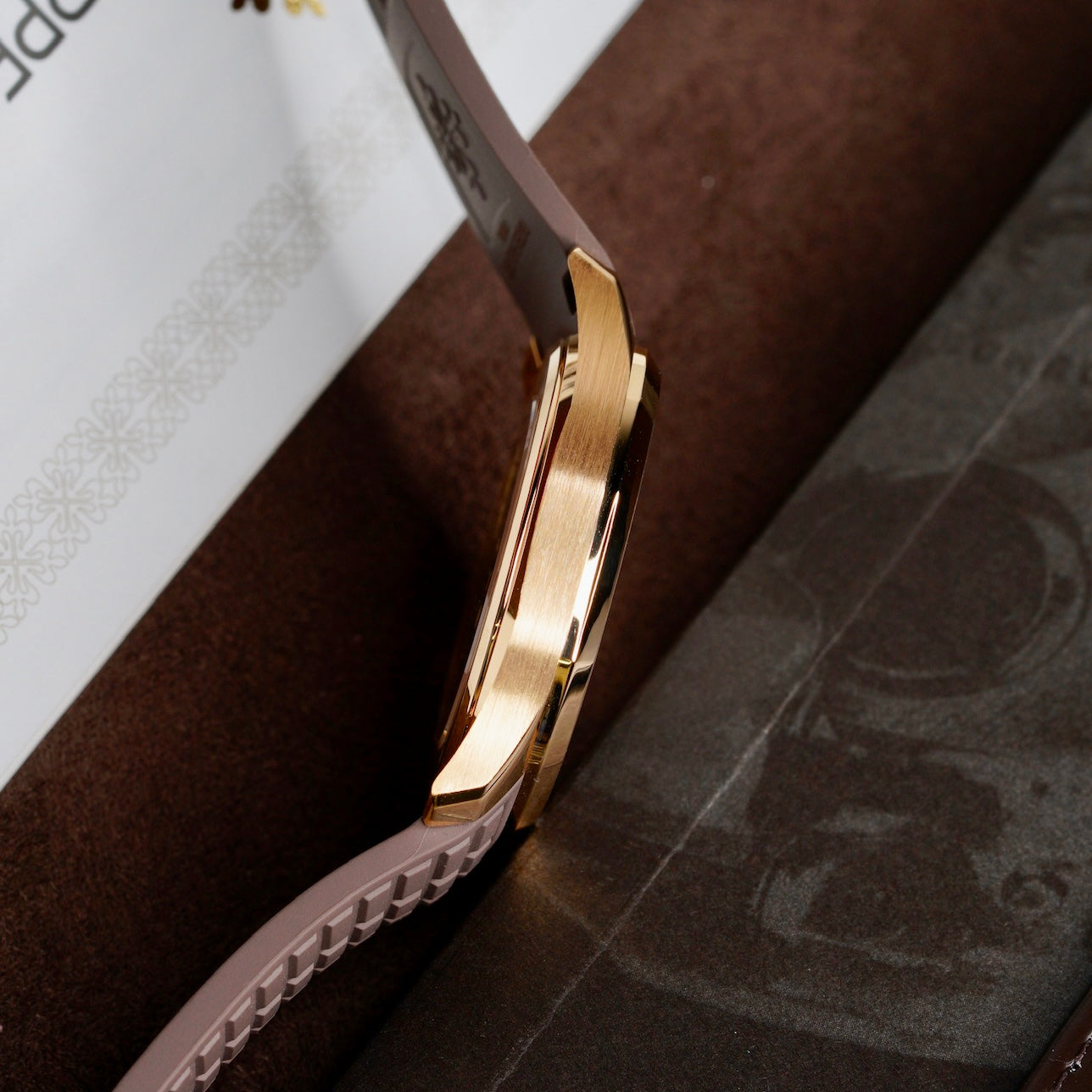 Patek Philippe NEW 2026 Aquanaut 5268/200R-010 “LADY AQUA” Brown Dial Diamond Bezel Rose Gold 38.8mm