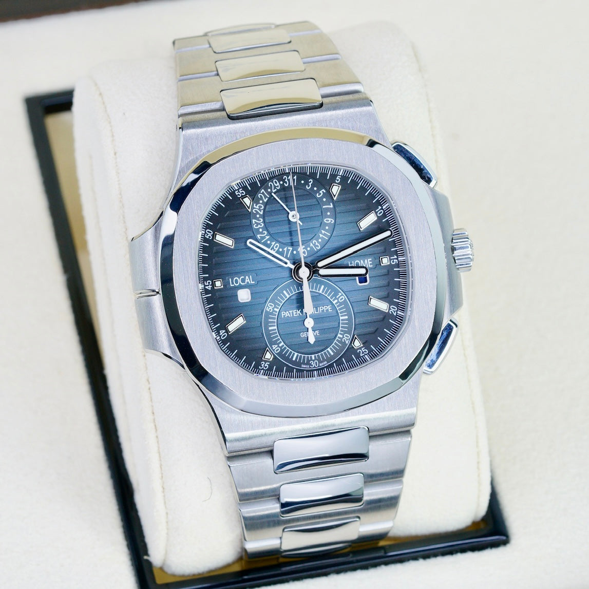 Patek Philippe Nautilus 5990/1A-001 “TRAVEL TIME” Service Blue Dial Stainless Steel 40.5mm 2018